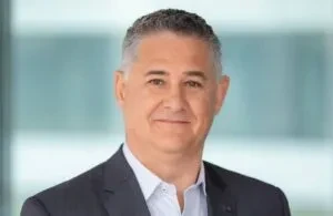 Aldo Denti J&J MedTech Dentsply Sirona CCO