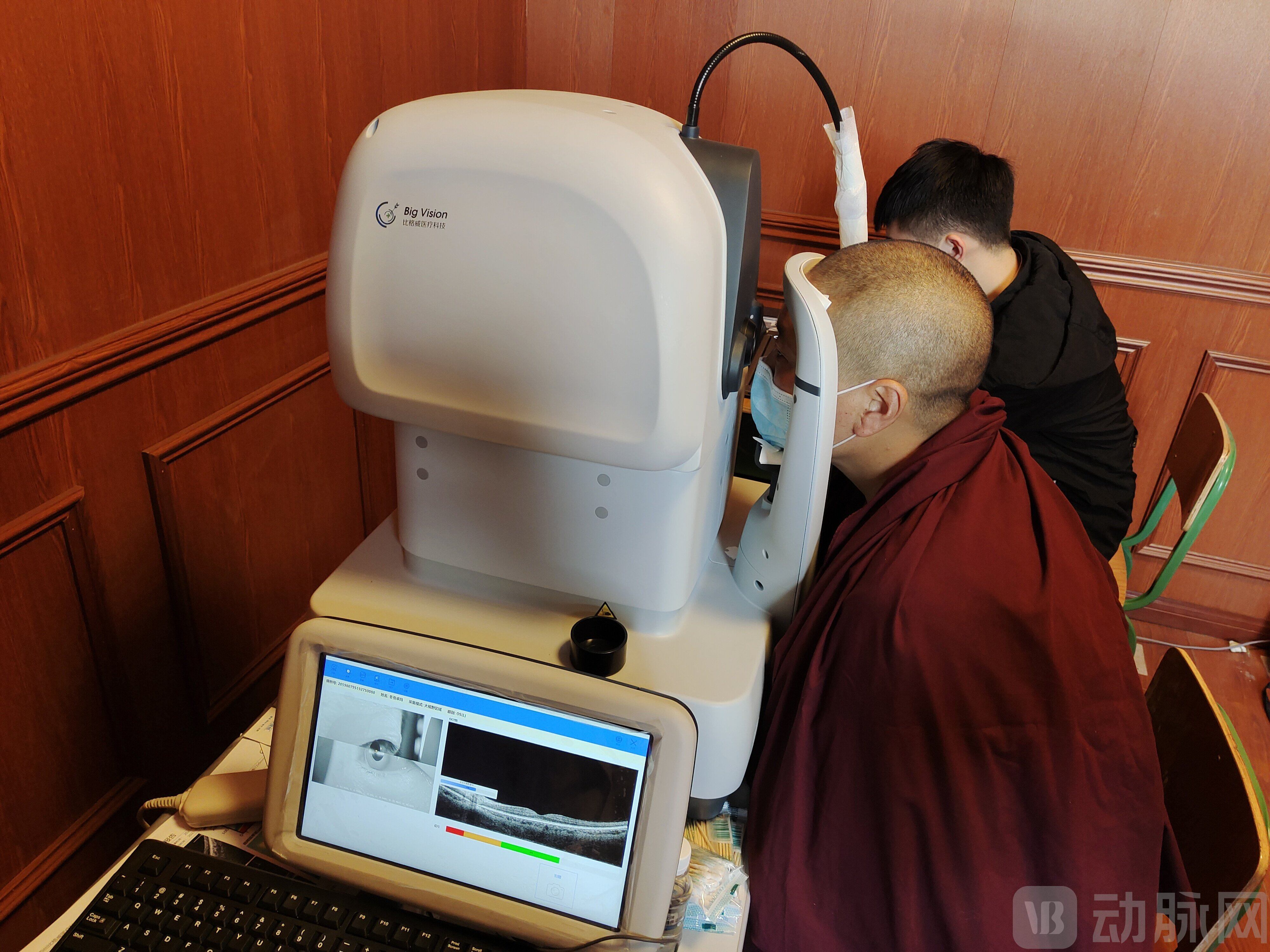 “川藏青光明工程塔公光明行”公益筛查现场照片.jpg