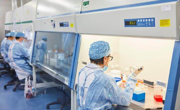 重仓「新基建」,生物医药产业中的五位先行者丨2020最佳AI新基建年度榜