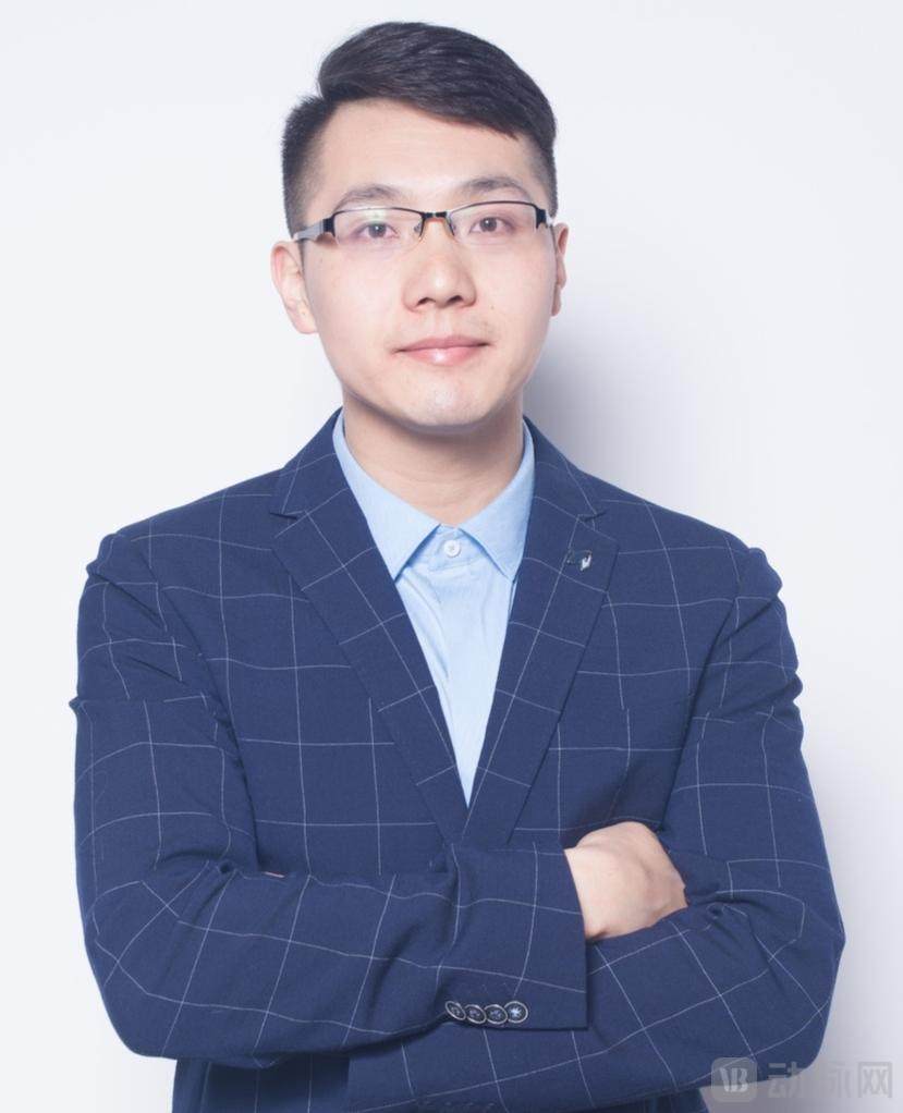 贾明辉 - 副本.jpg