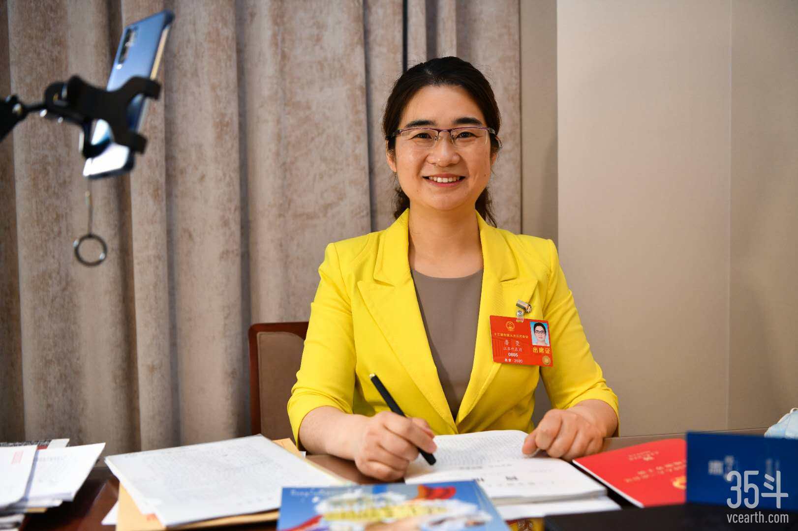 鲁曼 中国江苏网.jpg