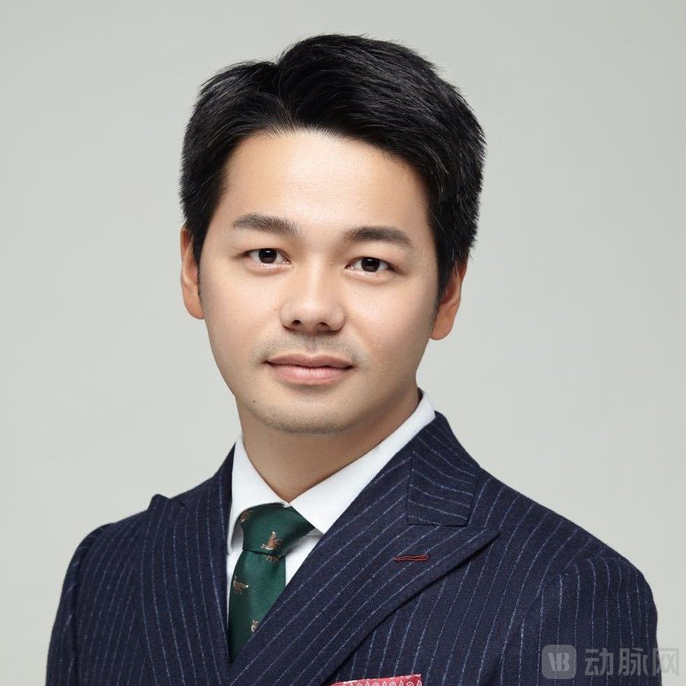 undefined 严晶晶裁剪.jpg