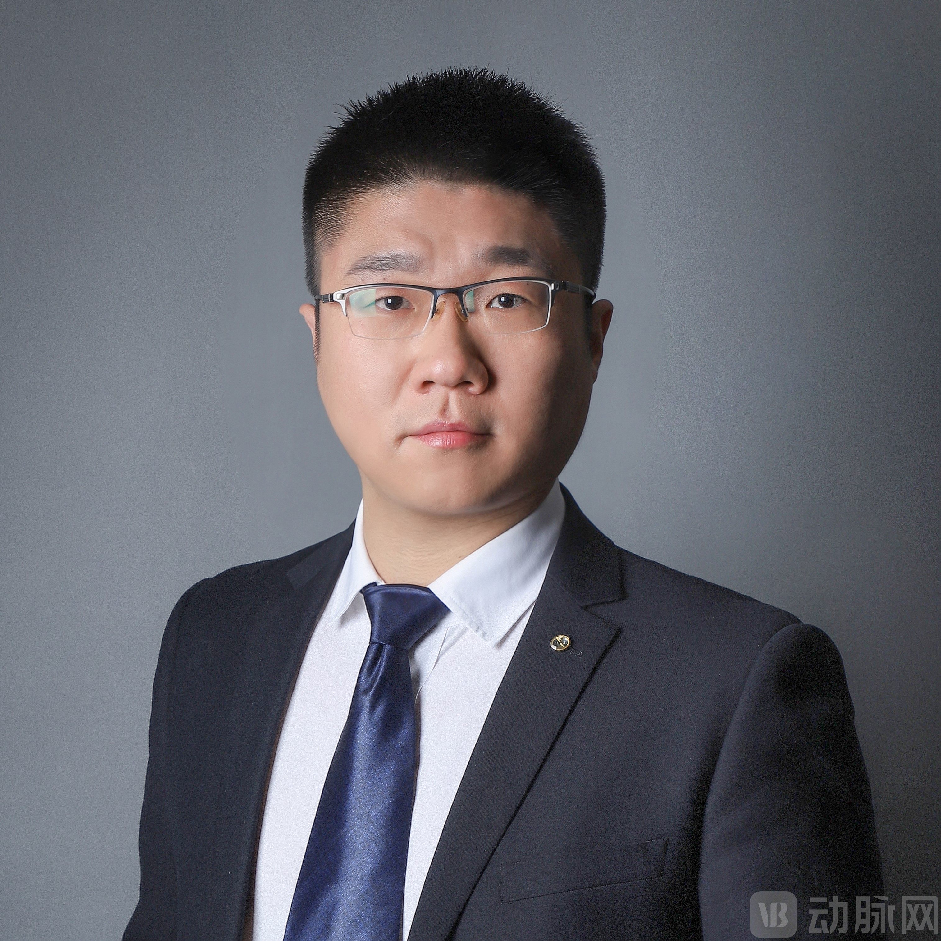 undefined 裁剪-杜江波.jpg