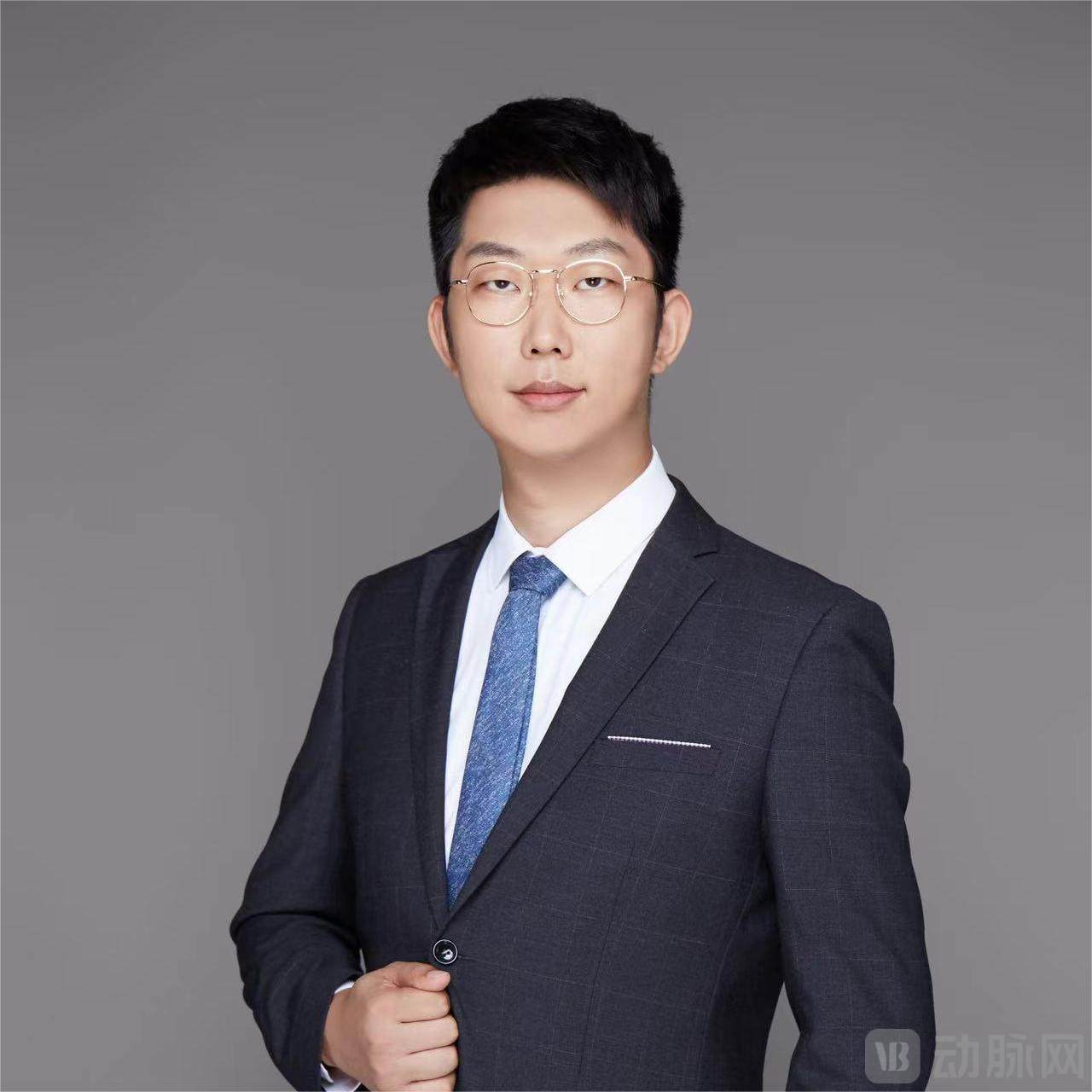 王桐 商业化事业部VP.jpg