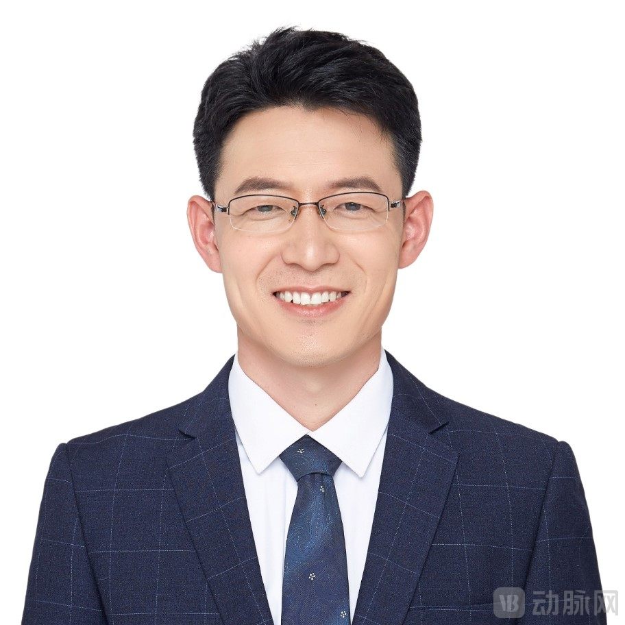 undefined 裁剪-张令宇.jpg