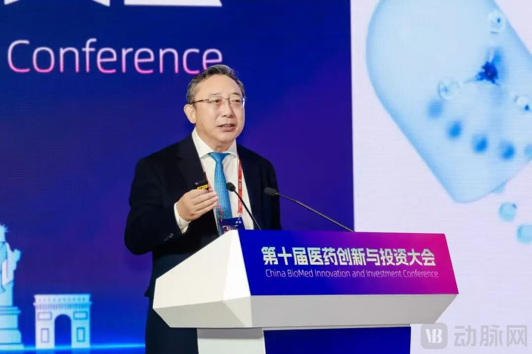 曹雪涛 配图.png