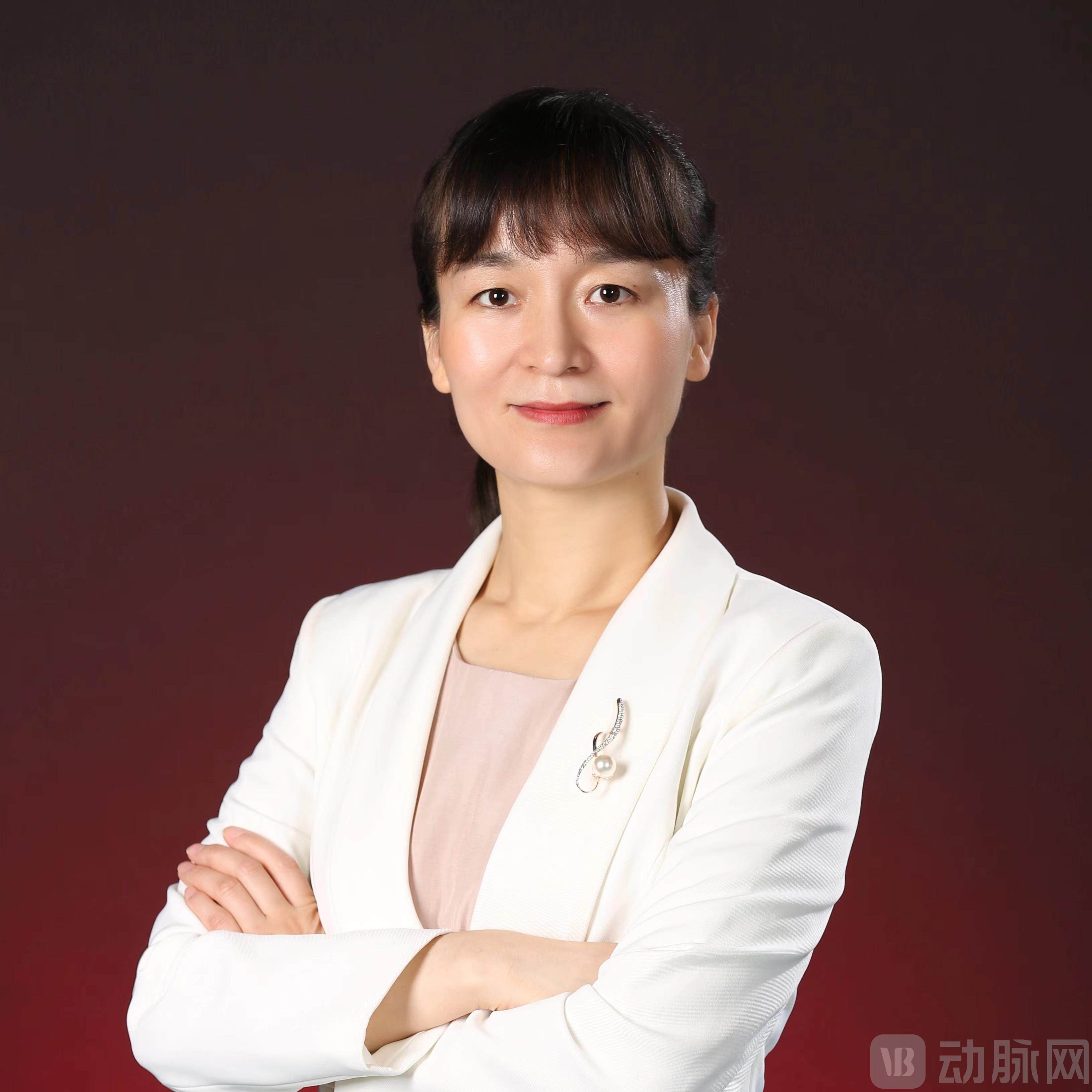 张艳梅 照片.jpg