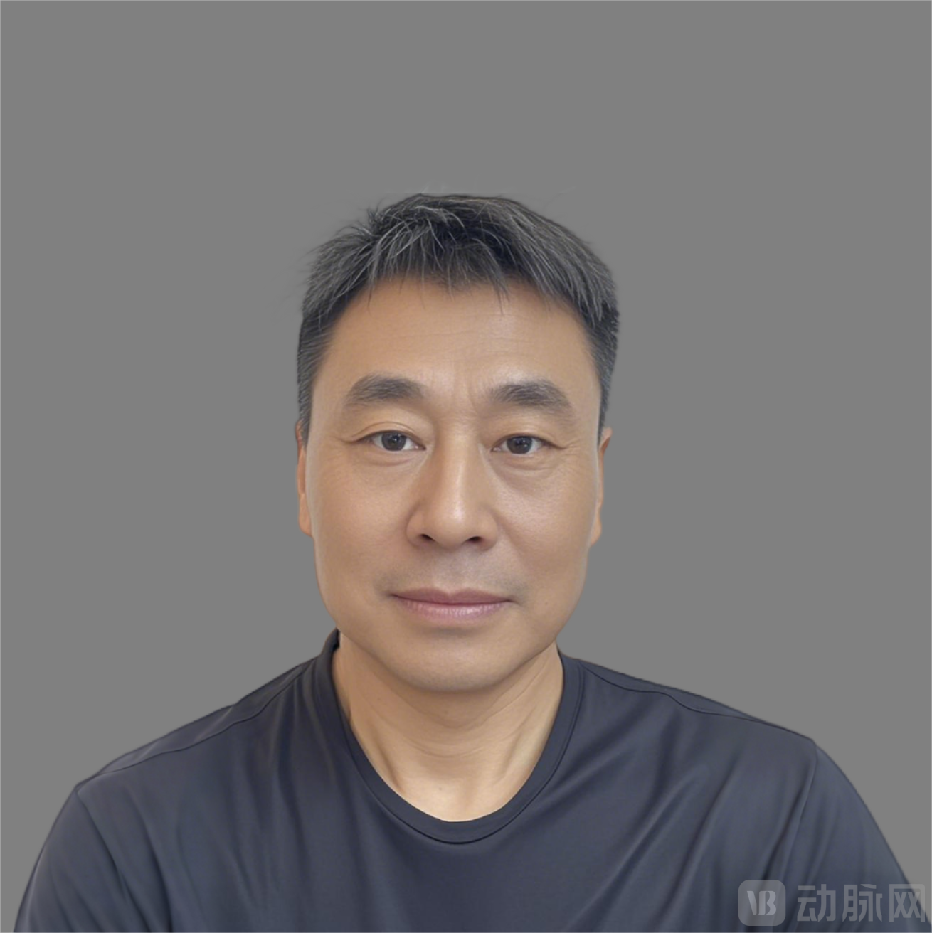 赵旭翔 扩图.png