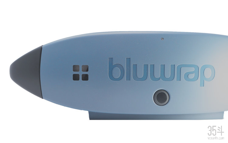 blu1.jpg