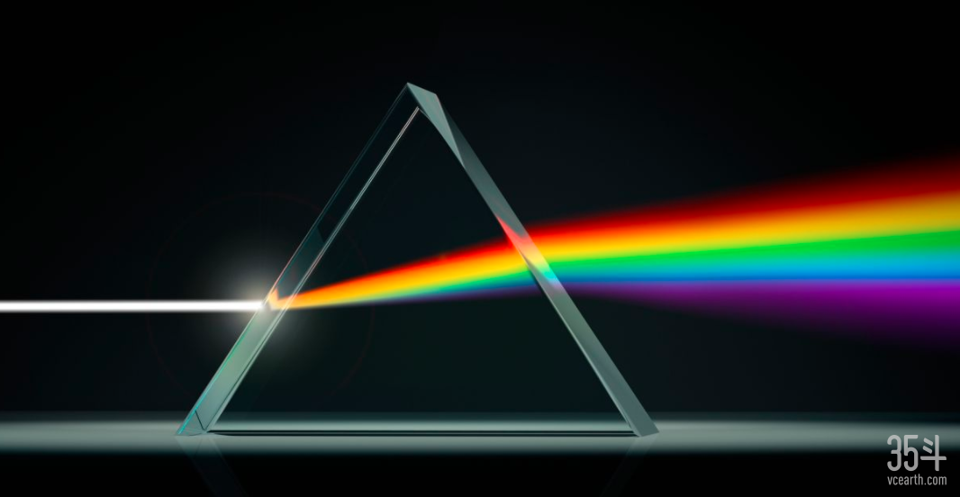 最早可以追溯到1665年,牛顿通过三棱镜色散实验将太阳光折射出彩色