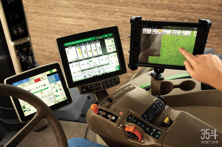 john_deere_smart_tractor.jpg