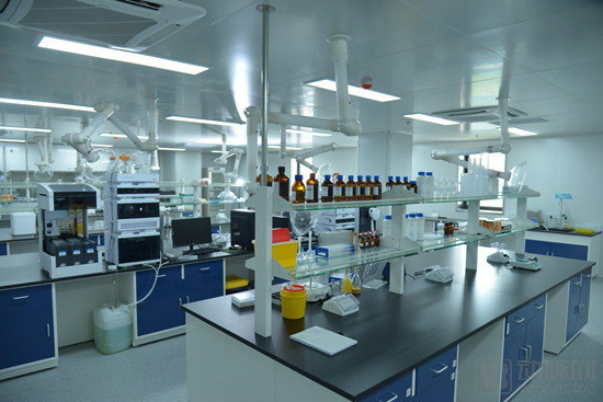 亚虹医药实验室作为一家新兴的生物制药公司,亚虹医药在注重自主研发