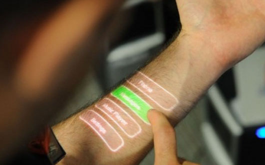 科学家发明自愈传感器 离电子皮肤更近一步